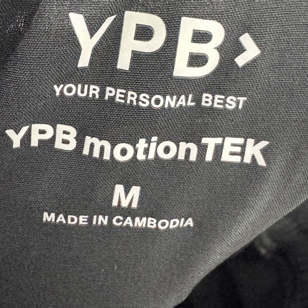 ABERCROMBIE & FITCH Ypb Motiontek Cargo Jogger - Picture 5 of 7